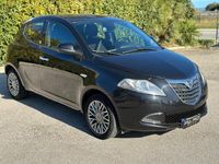 Usata Lancia Ypsilon 78 CV (57 kW) 2013 Nero Utilitaria