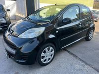 Usata Peugeot 107 68 CV (50 kW) 2010 Nero Utilitaria
