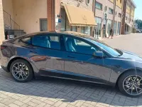Usata Tesla Model 3 152 kW (208 CV) 2022 Grigio Berlina
