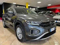 Usata VW T-Roc 150 CV (110 kW) 2023 Antracite SUV