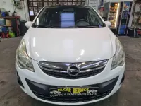 Usata Opel Corsa 69 CV (50 kW) 2012 Bianco Utilitaria