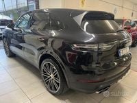 Usata Porsche Cayenne 340 CV (250 kW) 2019 Nero metallizzato SUV