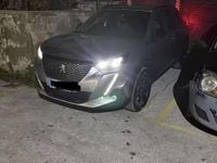 Usata Peugeot 2008 130 CV (95 kW) 2023 SUV