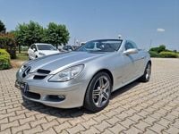 Usata Mercedes SLK200 163 CV (119 kW) 2006 Argento Cabrio