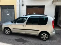 Usata Skoda Roomster 85 CV (62 kW) 2008 Grigio Monovolume