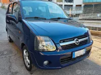 Usata Opel Agila Edition 75 CV (55 kW) 2004 Bluazzurro Monovolume