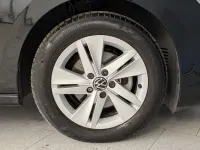 Usata VW Golf VIII Life 116 CV (85 kW) 2025 Nero Berlina