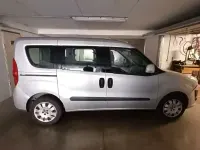 Usata Fiat Doblò 120 CV (88 kW) 2012 Grigio Monovolume