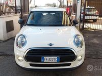 Usata Mini ONE 75 CV (55 kW) 2018 Beige Utilitaria