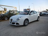 Usata Alfa Romeo Giulietta 105 CV (77 kW) 2012 Bianco Utilitaria
