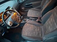 Usata Opel Corsa 2011 Nero Utilitaria