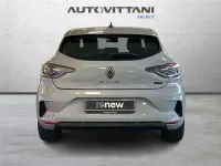 Usata Renault Clio V Evolution 91 CV (66 kW) 2024 Grigio scuro Berlina