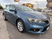 Usata Renault Mégane 90 CV (66 kW) 2016 Blu Berlina