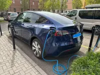 Usata Tesla Model Y 152 kW (208 CV) 2022 Bluazzurro SUV
