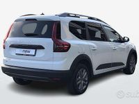 Usata Dacia Jogger Expression 101 CV (74 kW) 2023 Bianco Monovolume