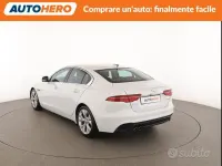 Usata Jaguar XE SE 250 CV (183 kW) 2019 Bianco Berlina