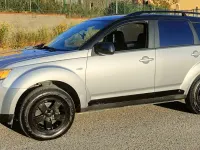 Usata Mitsubishi Outlander Intense 140 CV (102 kW) 2007 Argento SUV
