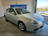 Usata Alfa Romeo Giulietta Progression 105 CV (77 kW) 2012 Grigio Utilitaria