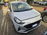 Usata Hyundai i10 63 CV (46 kW) 2024 Grigio Utilitaria