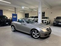 Usata Mercedes SLK200 163 CV (119 kW) 2005 Grigio Cabrio