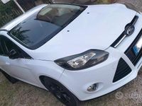 Usata Ford Focus 2011 Bianco Station wagon