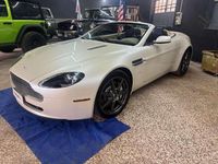Usata Aston Martin V8 Vantage 385 CV (283 kW) 2008 Champagne metallik Cabrio