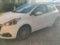 Usata Peugeot 208 Active 75 CV (55 kW) 2017 Utilitaria
