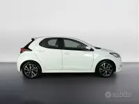 Usata Toyota Yaris Hybrid Trend 92 CV (67 kW) 2022 Bianco Berlina