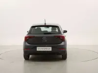 Begagnad VW Polo Life 95 HK (69 kW) 2022 Grå Halvkombi