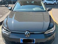 Usata VW Golf VIII Life 131 CV (96 kW) 2023 Grigio Berlina