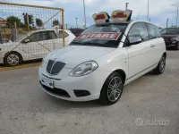 Usata Lancia Ypsilon 60 CV (44 kW) 2009 Bianco Utilitaria