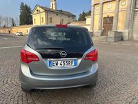 Usata Opel Meriva 120 CV (88 kW) 2014 Argento Monovolume