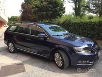 Usata VW Passat 105 CV (77 kW) 2013 Blu Station wagon