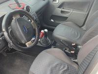 Usata Ford Fiesta Ghia 80 CV (58 kW) 2002 Utilitaria