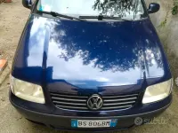 Usata VW Polo 50 CV (36 kW) 2001 Bluazzurro Berlina