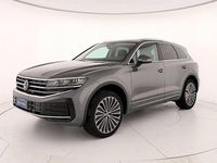Usata VW Touareg Elegance 231 CV (169 kW) 2024 Silicon grey metallizzato SUV