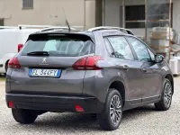 Usata Peugeot 2008 Active 75 CV (55 kW) 2017 Grigio SUV