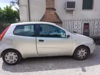 Usata Fiat Punto 80 CV (58 kW) 2000 Grigio Utilitaria