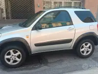 Usata Toyota RAV4 116 CV (85 kW) 2003 Grigio SUV