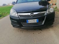 Usata Opel Astra 101 CV (74 kW) 2010 Nero Station wagon