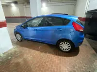 Usata Ford Fiesta 95 CV (69 kW) 2010 Blu/azzurro Berlina
