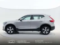 Usata Volvo XC40 Plus 261 CV (191 kW) 2023 Silver dawn SUV