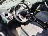 Usata Ford Fiesta Titanium 68 CV (50 kW) 2010 Blu/azzurro Berlina