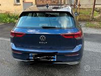 Usata VW Golf VIII 116 CV (85 kW) 2022 Blu Berlina