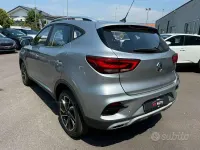 Usata MG ZS Luxury 106 CV (77 kW) 2024 Grigio SUV