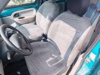 Usado Renault Kangoo Expression 65 CV (47 kW) 2004 Verde Monovolumen