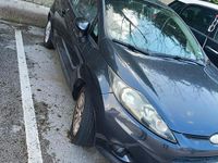 Usata Ford Fiesta 70 CV (51 kW) 2009 Grigio Utilitaria