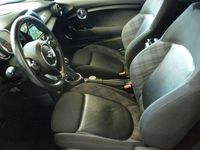 Usata Mini Cooper Cabriolet Hype 136 CV (100 kW) 2017 Blu/azzurro Cabrio