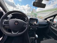 Usado Renault Clio IV 75 CV (55 kW) 2018 Negro Utilitario