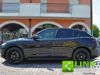 Usata Alfa Romeo Stelvio Veloce 209 CV (153 kW) 2022 Nero SUV